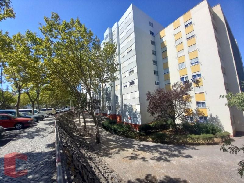 Apartamento T3 - Loures