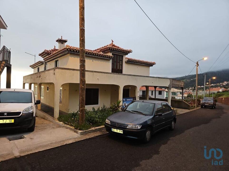 Moradia T5 - Calheta (Madeira)