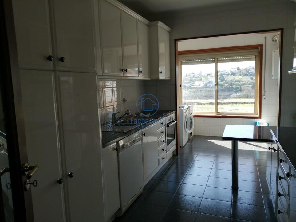 Apartamento T3+1 - Vila Nova de Gaia