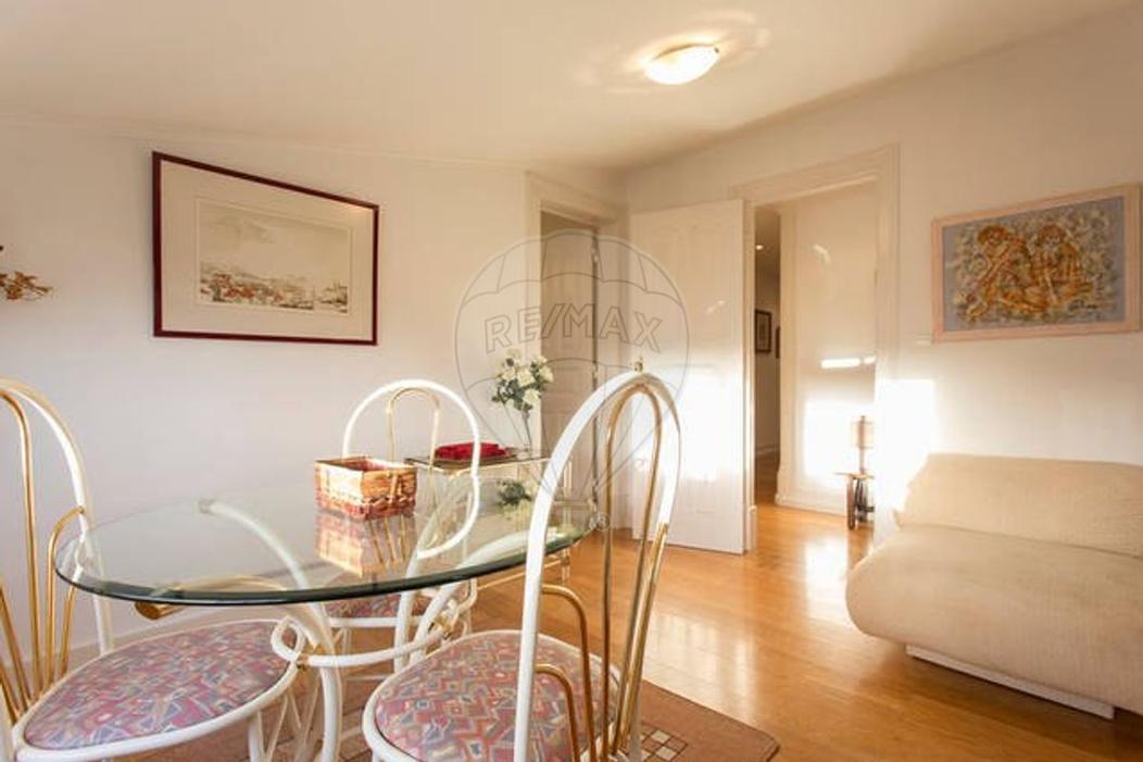 Apartamento T4 - Lisboa