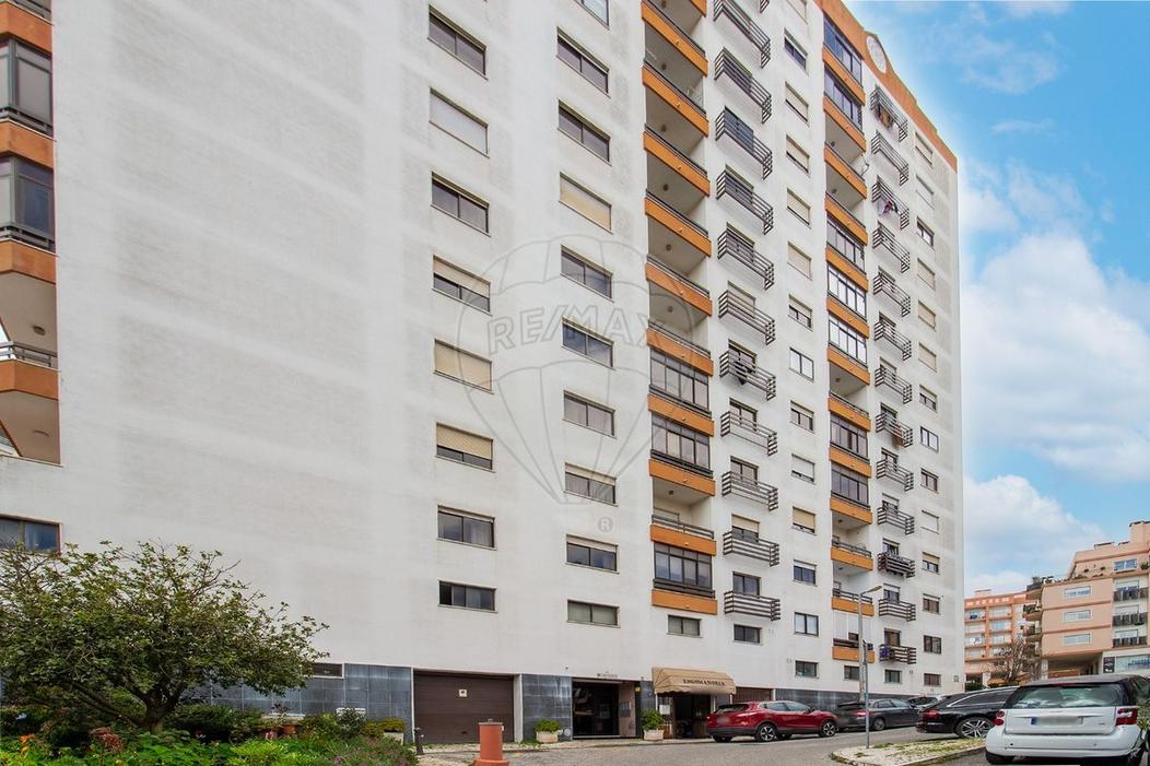 Apartamento T4 - Sintra
