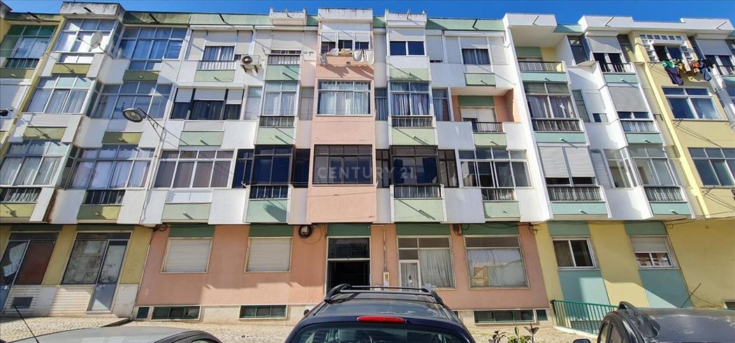 Apartamento T1 - Sintra