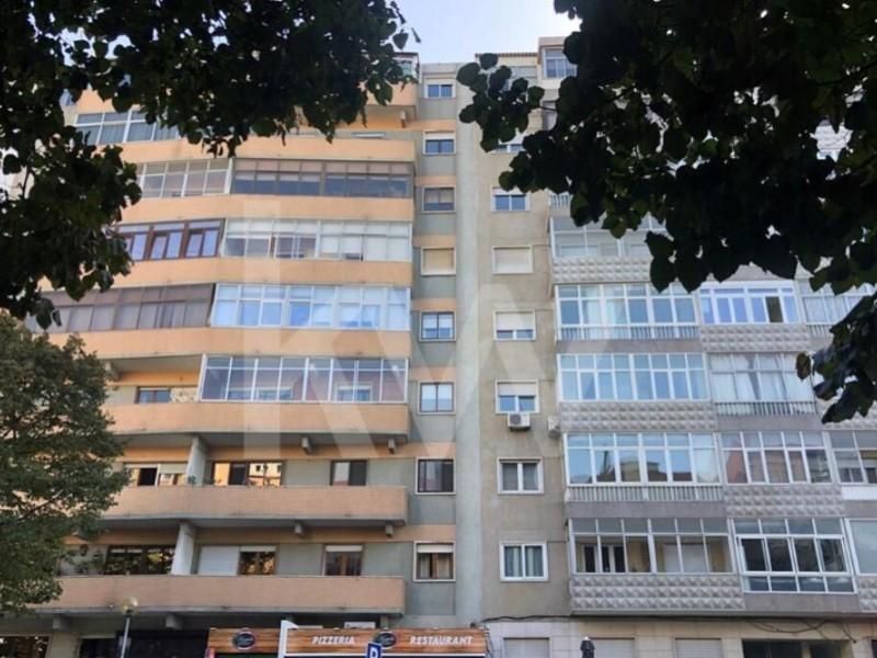Apartamento T5 - Lisboa
