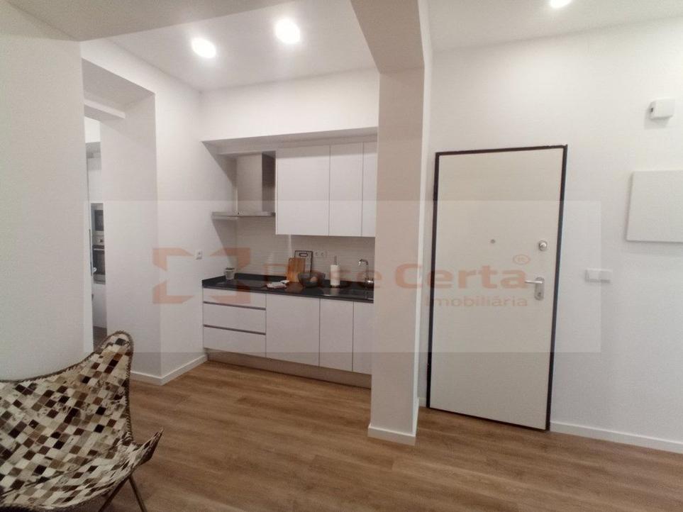 Apartamento T2 - Lisboa