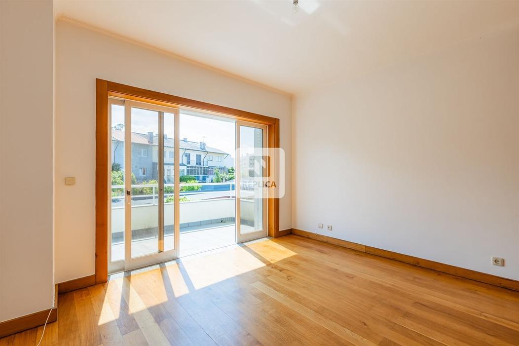 Casa Térrea T4 - Matosinhos