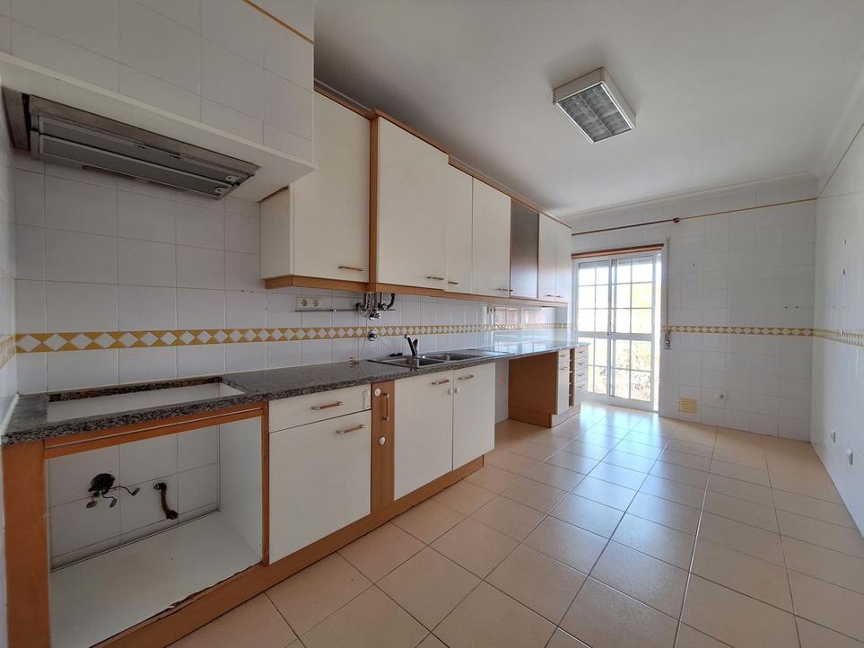 Apartamento T4 - Caldas da Rainha